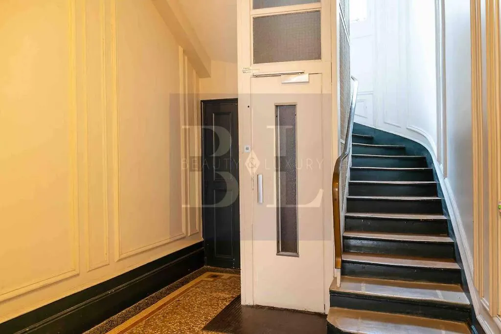 Dauphine Saint Germain 6th Arr 2bedrooms * Parigi