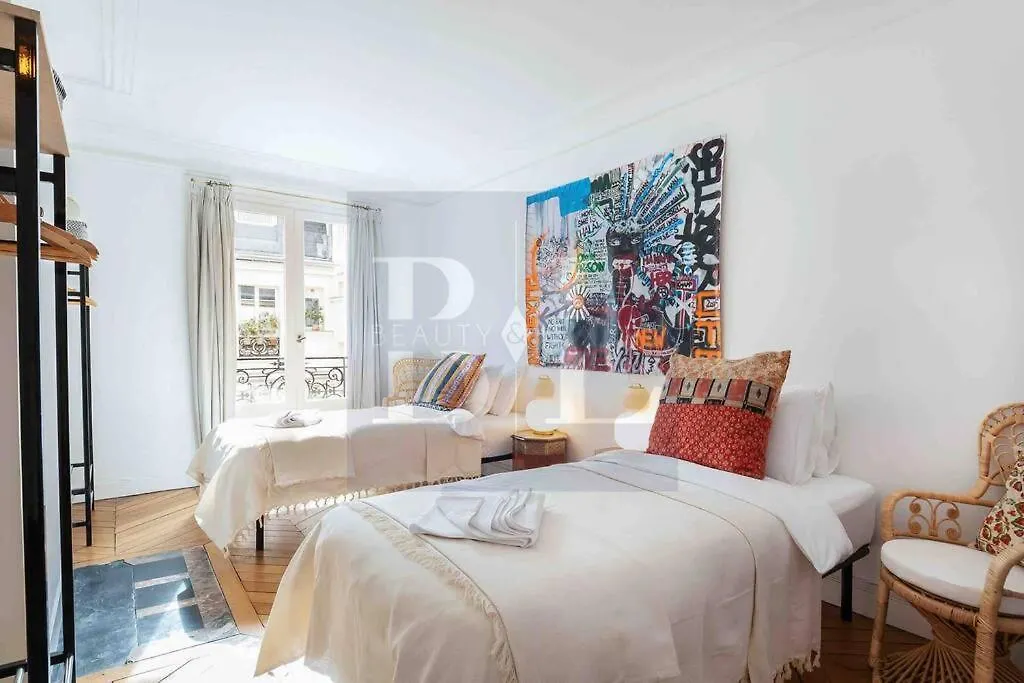 Dauphine Saint Germain 6th Arr 2bedrooms * Parigi